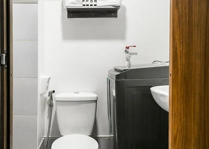 Comfortable 2-bedroom In Paranaque