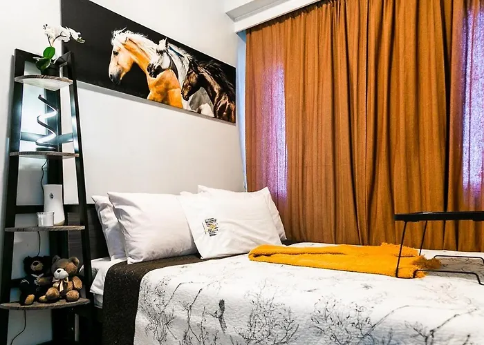 Comfortable 2-bedroom In Paranaque Apartamento Manila