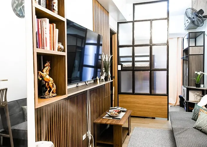 Comfortable 2-bedroom In Paranaque *