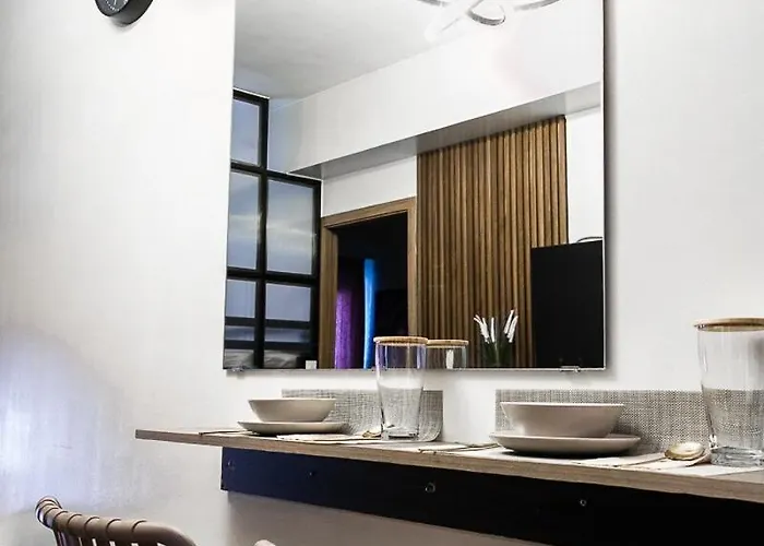 Comfortable 2-bedroom In Paranaque * Manila