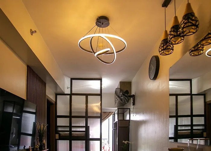 Comfortable 2-bedroom In Paranaque Apartamento
