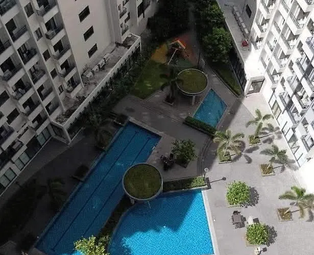 Comfortable 2-bedroom In Paranaque * Manila